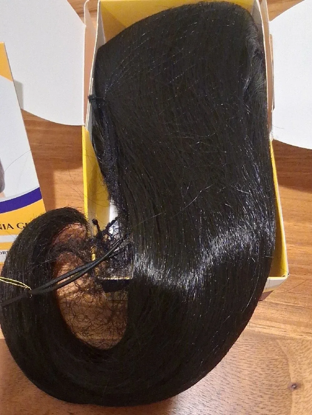 California Girl Drawstring Ponytail - 1B Black
